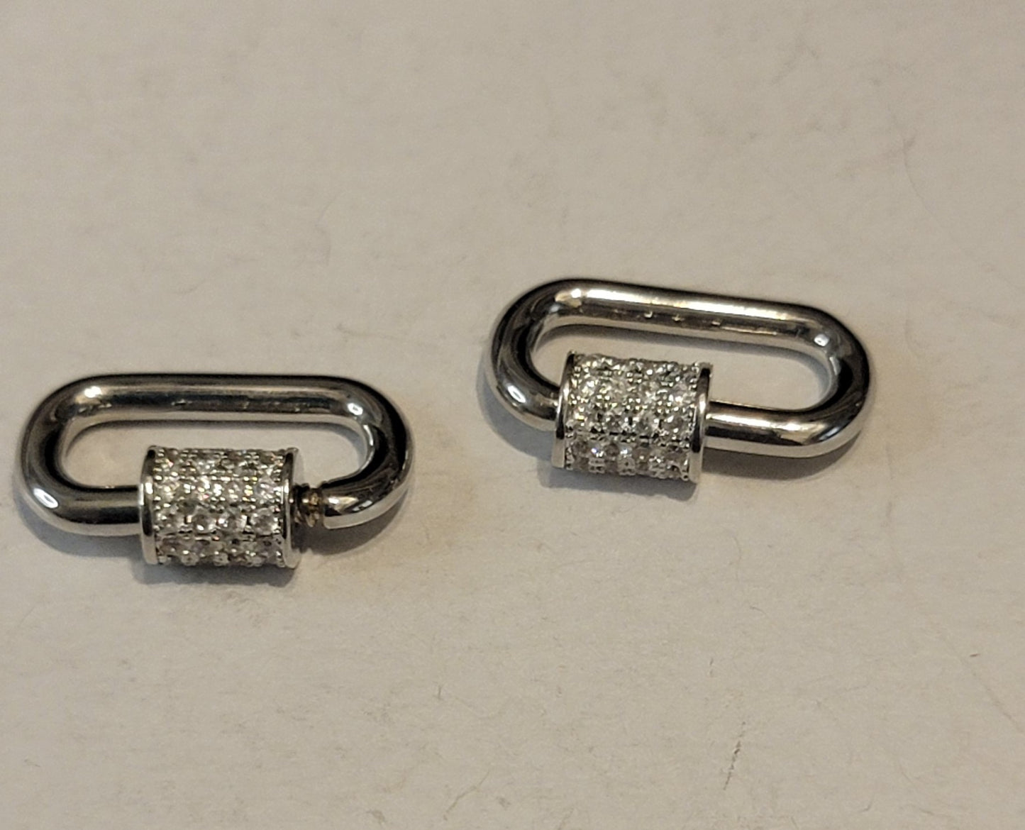 Carabiner
