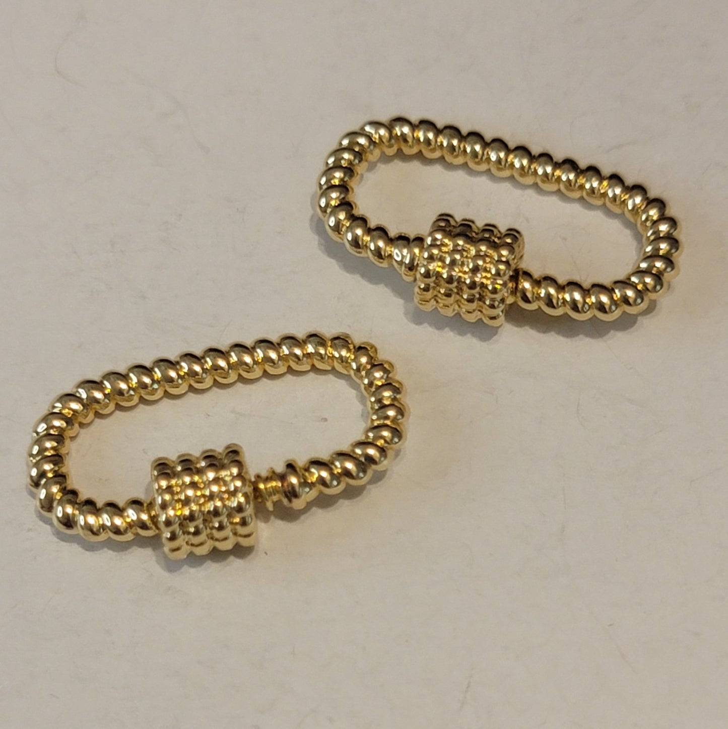 Carabiner