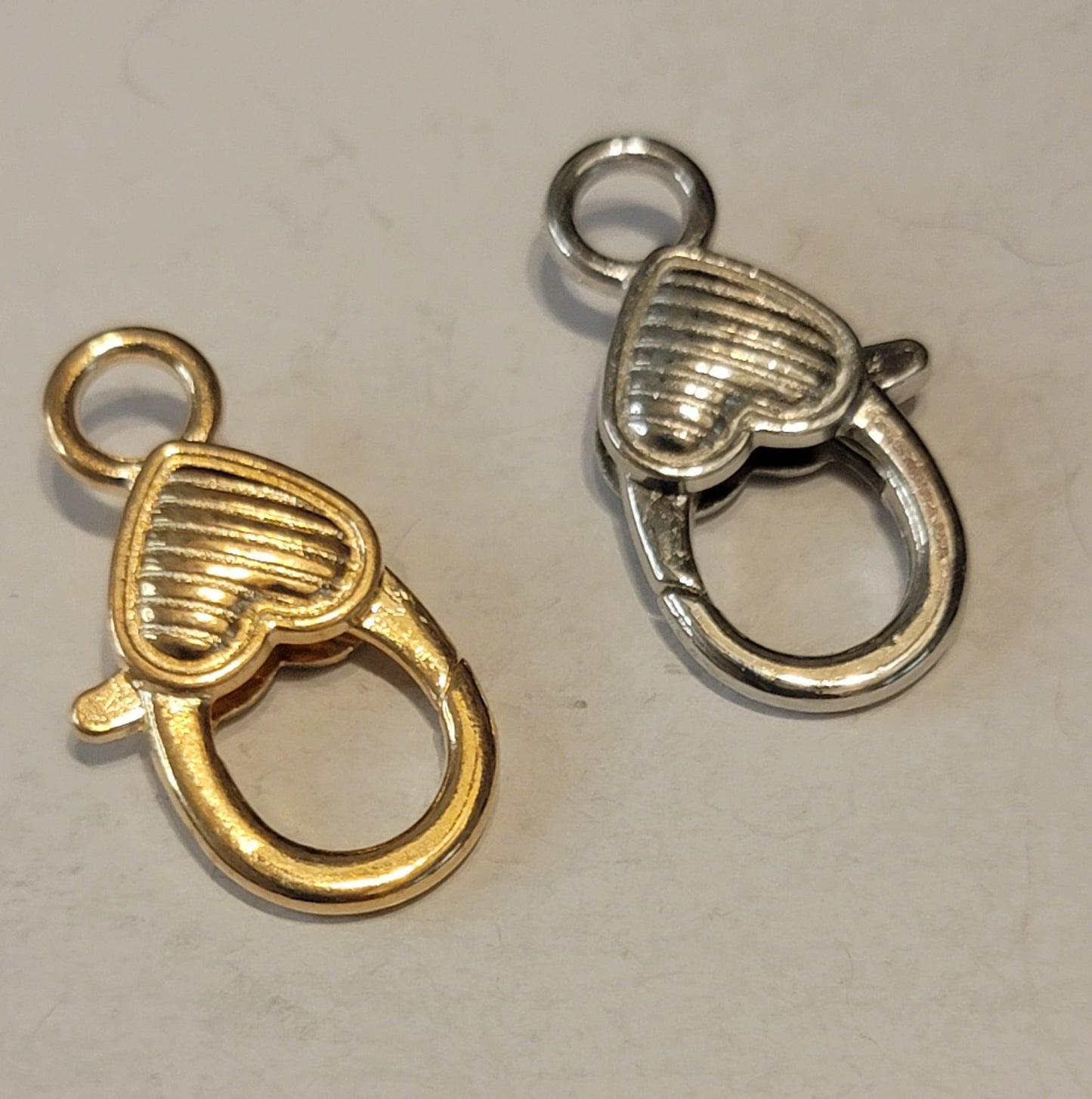Carabiner